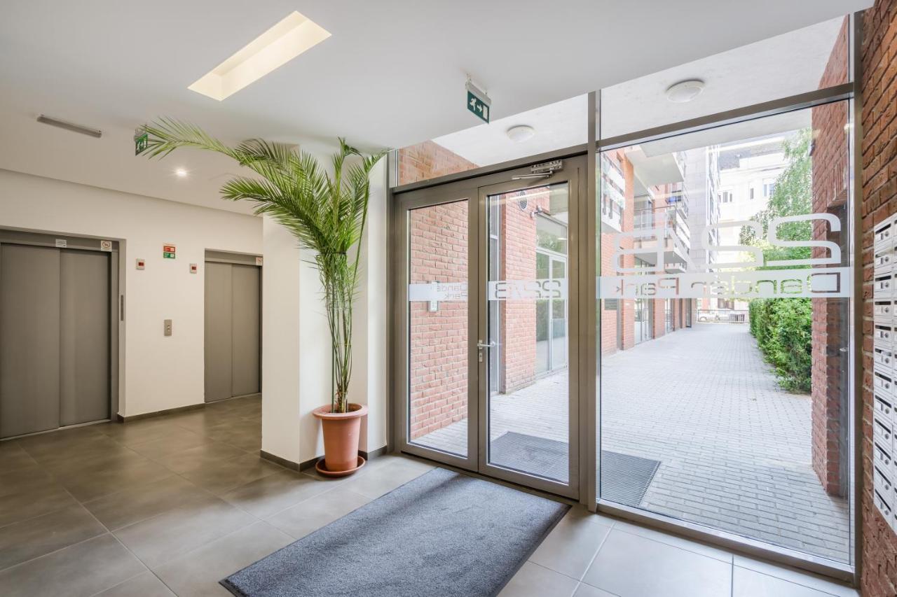 White Cascade Realty Apartment Budapest Exterior photo